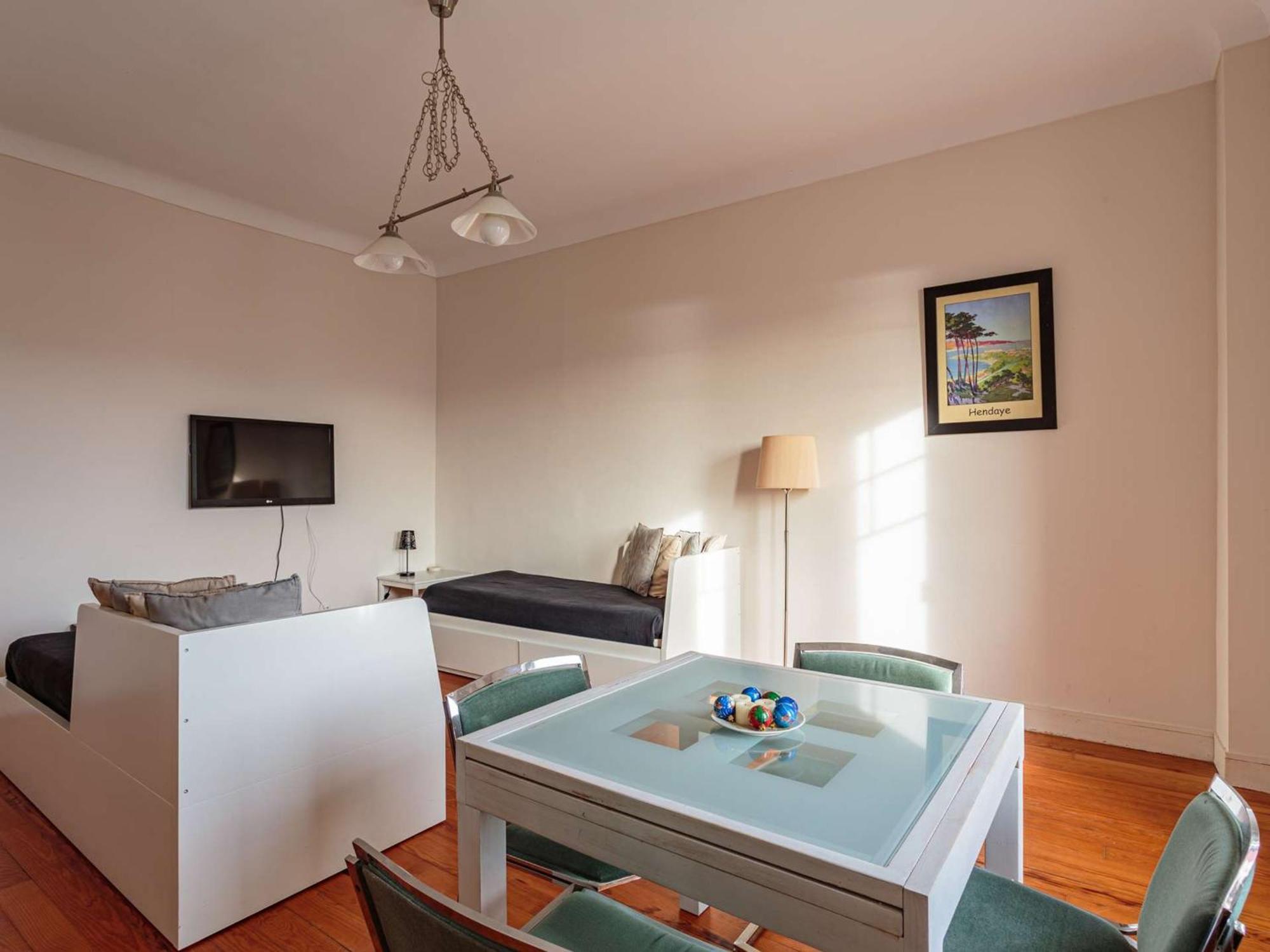 Appartement Renove, A 2 Pas De La Plage Et Commerces - Fr-1-2-332 Hendaye Exterior photo